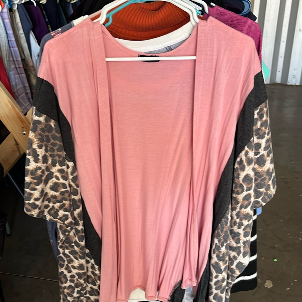 Short sleeve cardigan